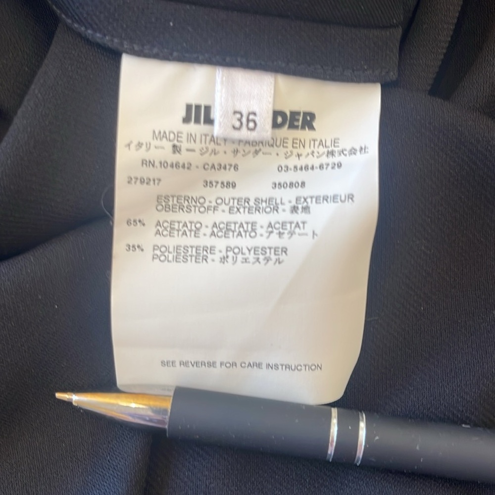Jil sander vintage asymmetrical black tech fabrtc skirt hardly worn she se 36? - Picture 4 of 4